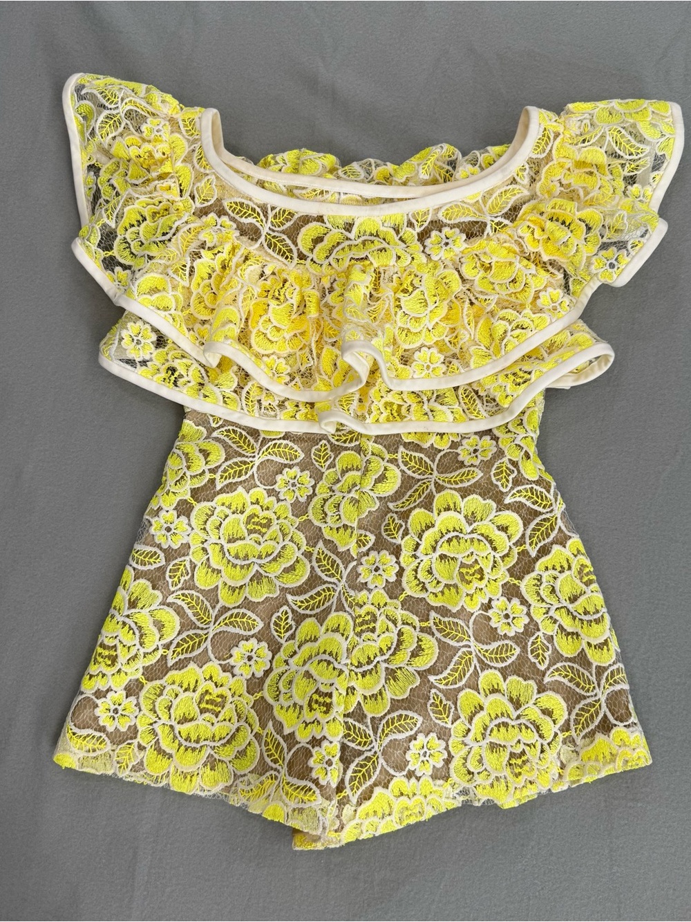 ALEXIS Valen Lace Rose Romper Women Sz XS Yellow Off The Shoulder Ruffle Tier